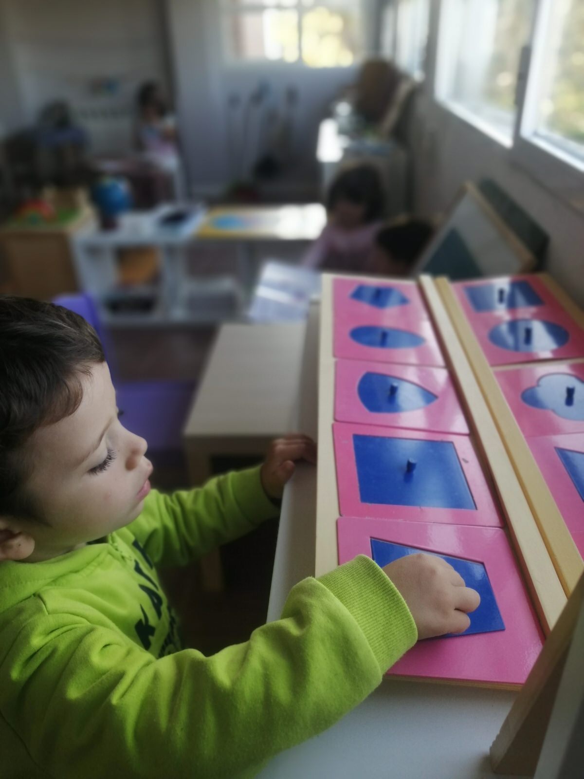 Mayrit Escuela Activa - Ambientes preparados y materiales