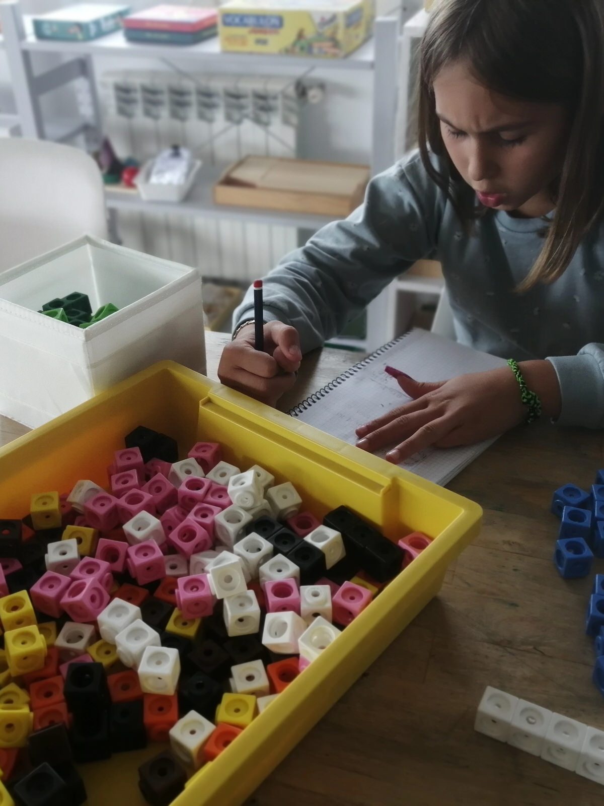 Cada peque aprende a su ritmo en Mayrit Escuela Activa