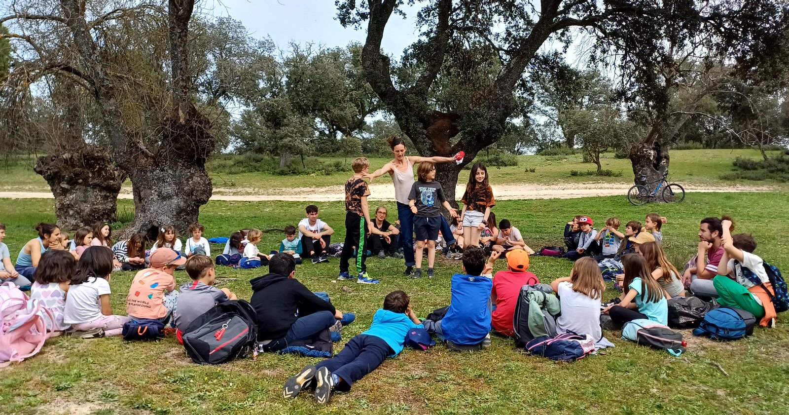 En la escuela tenemos muchos momentos para estar todas y todos juntos - Mayrit Escuela Activa