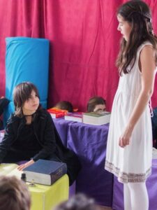 Juego, creatividad y movimiento - Mayrit Escuela Activa