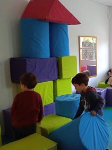 Movimiento y juego libre - Mayrit Escuela Activa