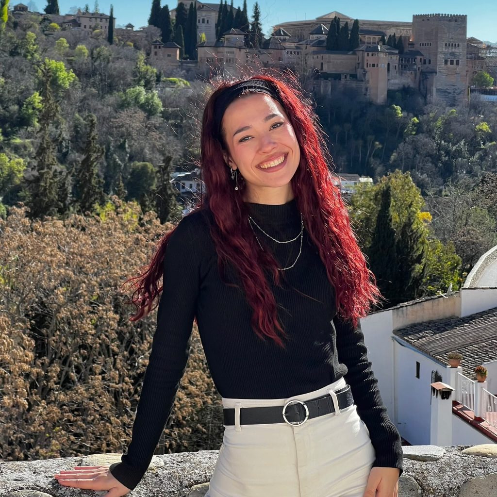 Amara Gomez - Acompañante de Mayrit Escuela Activa